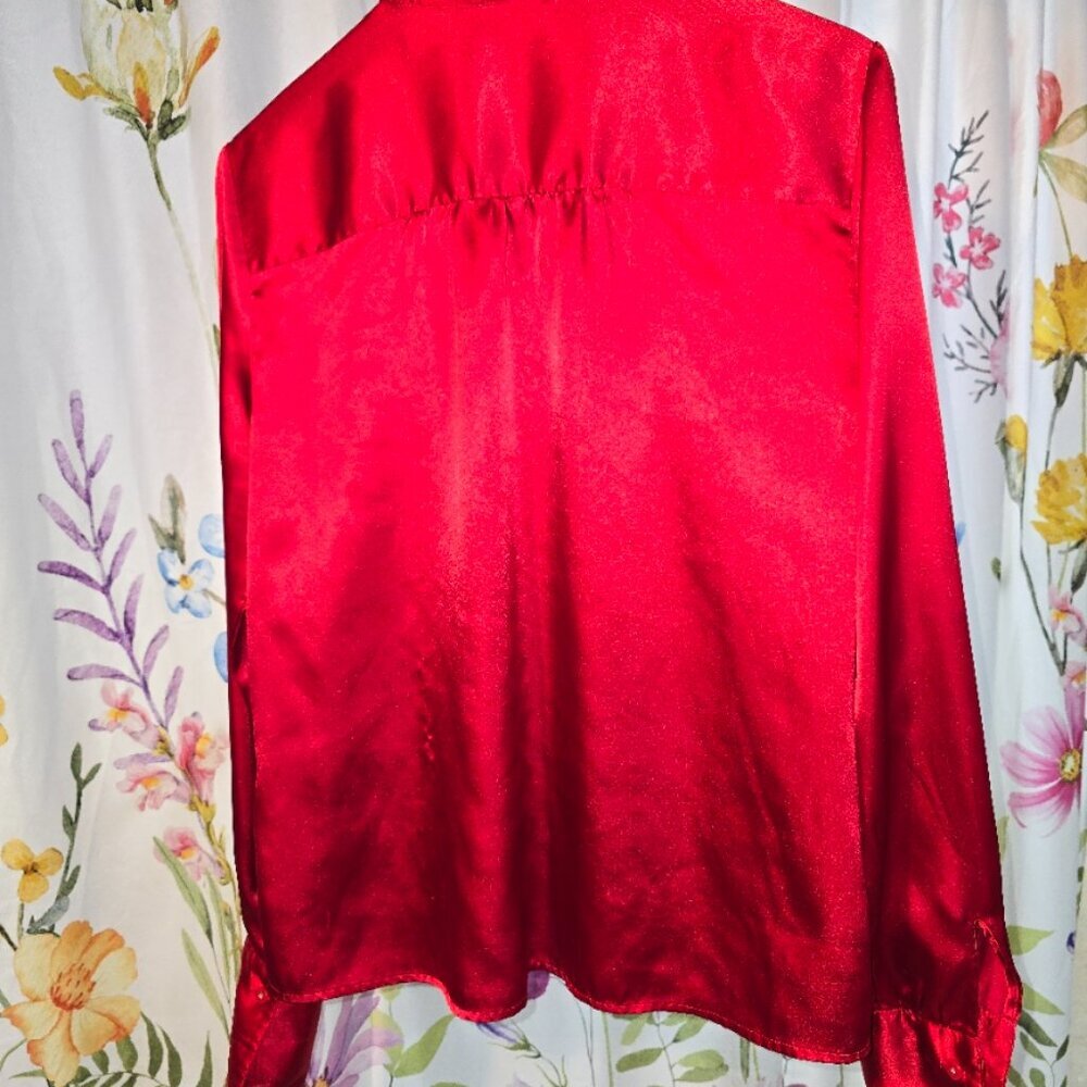 APOSTROPHE Red Satin Women's Blouse Size - XL Valentine's Day Top - Picture 2 of 9